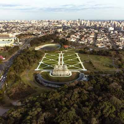 especialista em filmagem aérea com drones em curitiba